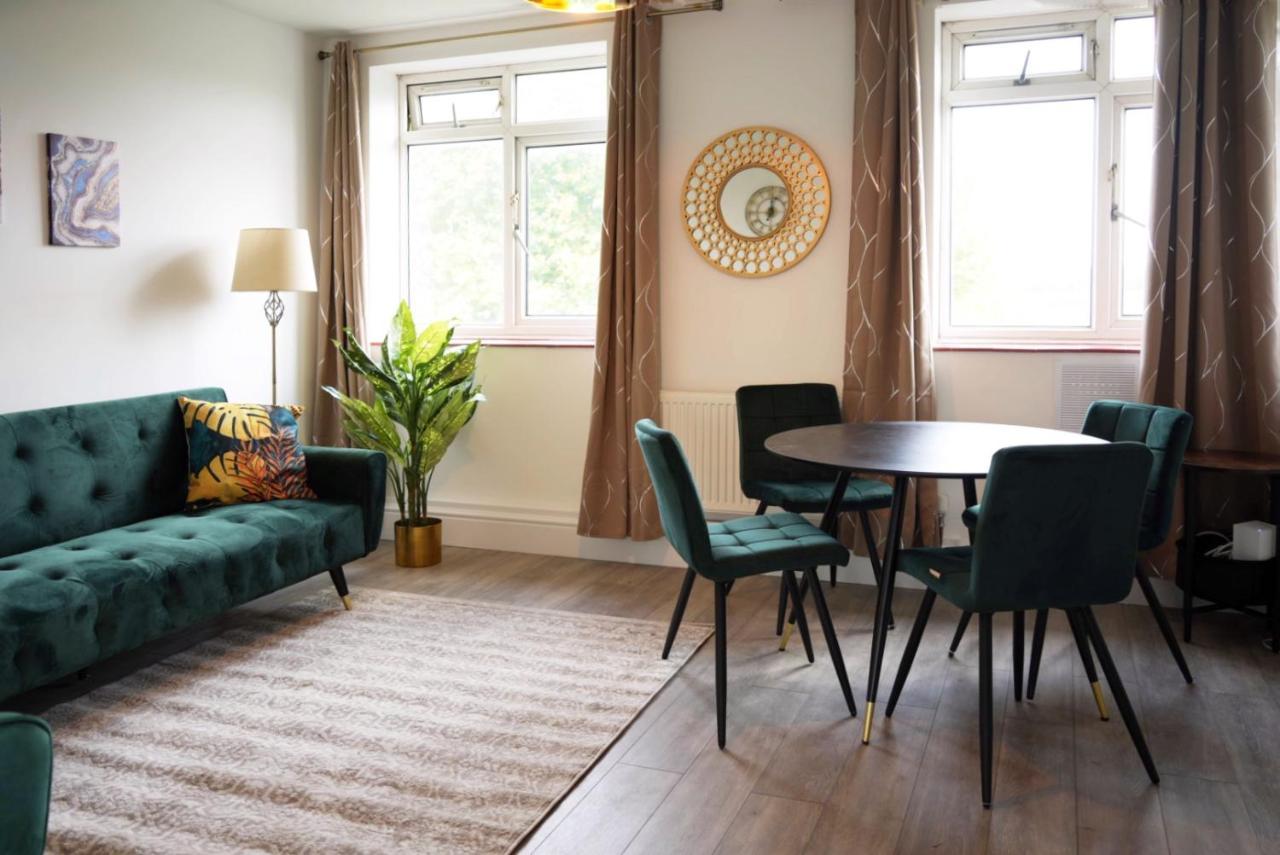 Sophie Place In Vauxhall - 3 Double Beds, 1 Sofa Bed, Spacious Londres Exterior foto