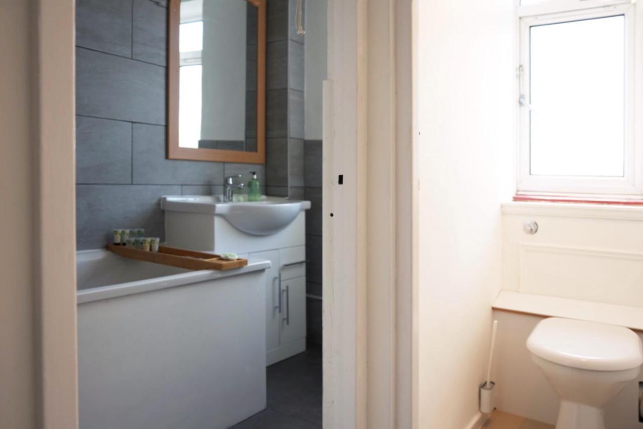 Sophie Place In Vauxhall - 3 Double Beds, 1 Sofa Bed, Spacious Londres Exterior foto